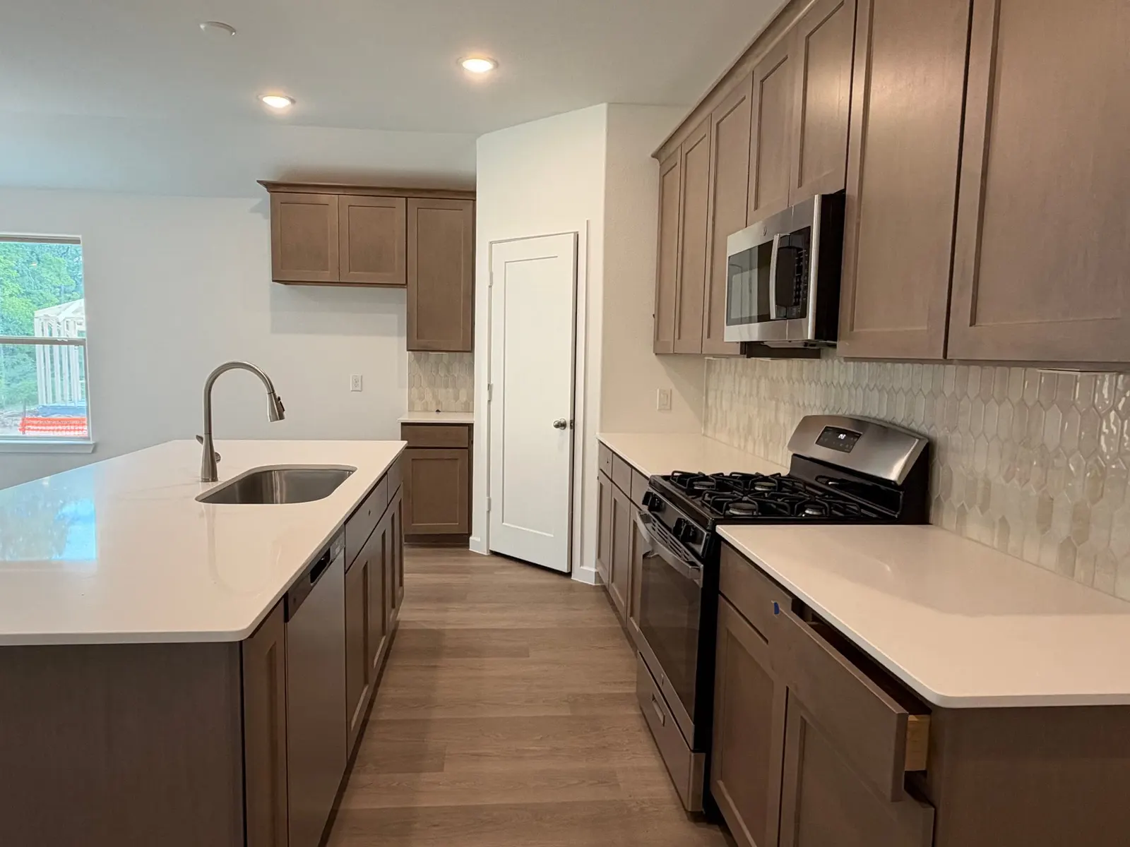 12200 Lexington Heights Drive, a new home by Alta Homes