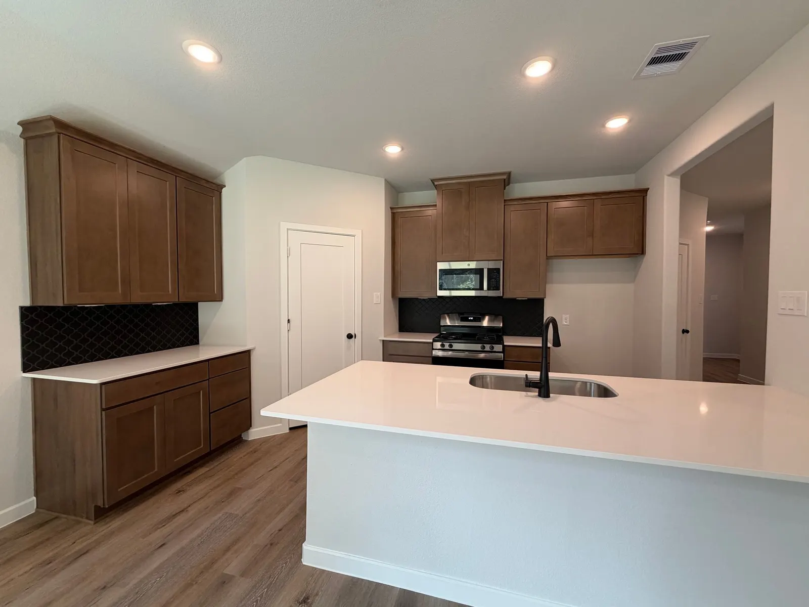 12204 Lexington Heights Drive, a new home by Alta Homes