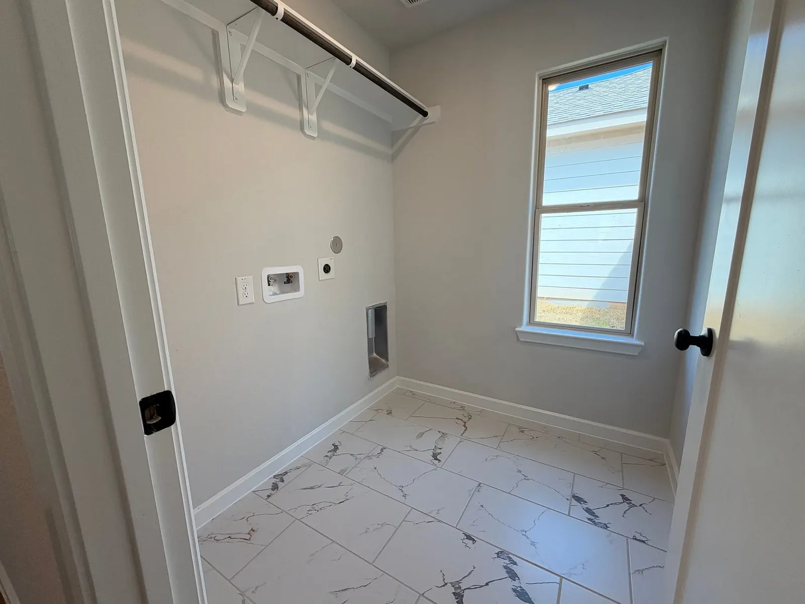 12204 Lexington Heights Drive, a new home by Alta Homes