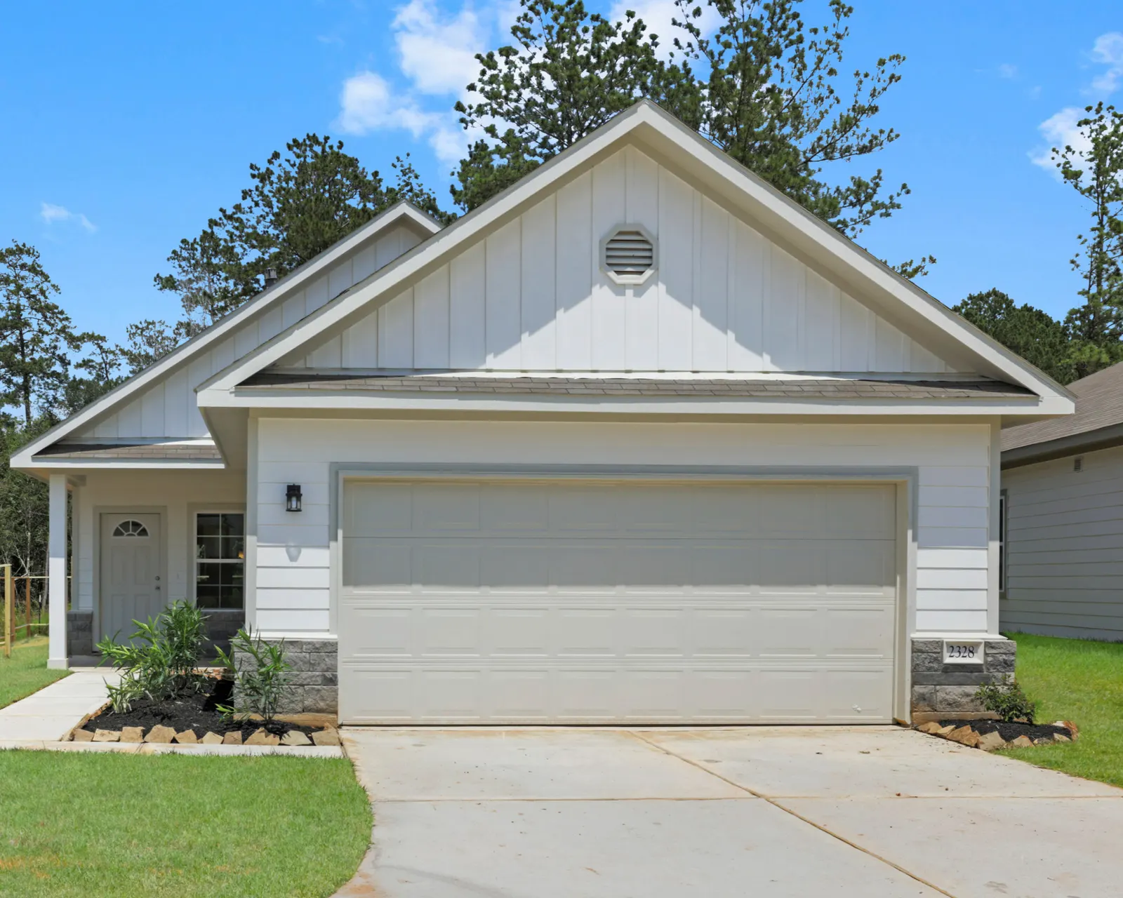 Summer Home Maintenance Tips for Conroe and Willis